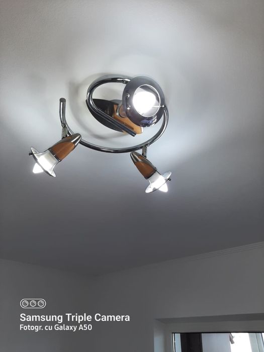 Corpuri de iluminat/ lustre/aplici