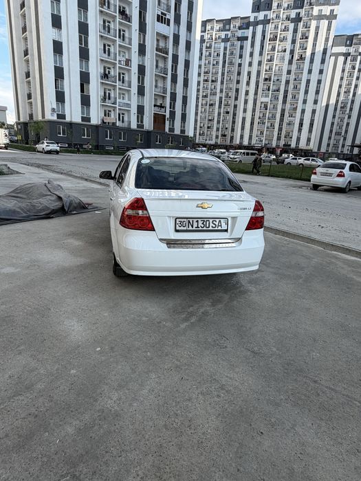 Nexia 3 Sotiladi