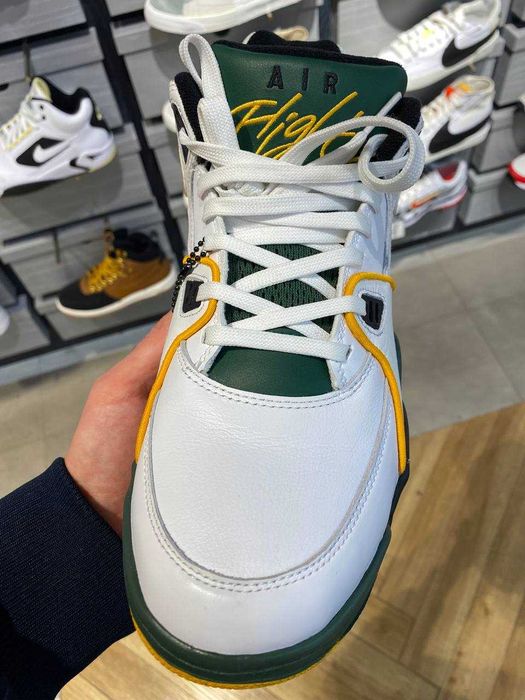 Кроссовки: Nike AIR Flight 89