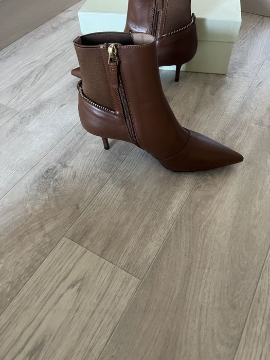 Ботинки кожанные Италия