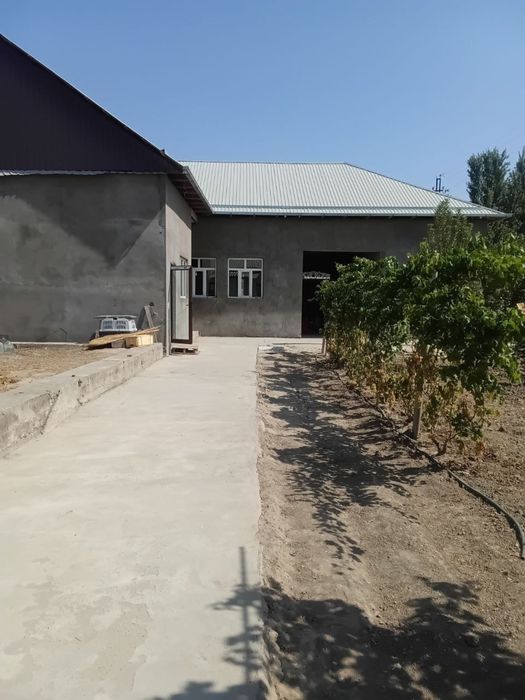 Qibray Do‘rmon mahallada uy qurish uchun zo‘r yer sotiladi