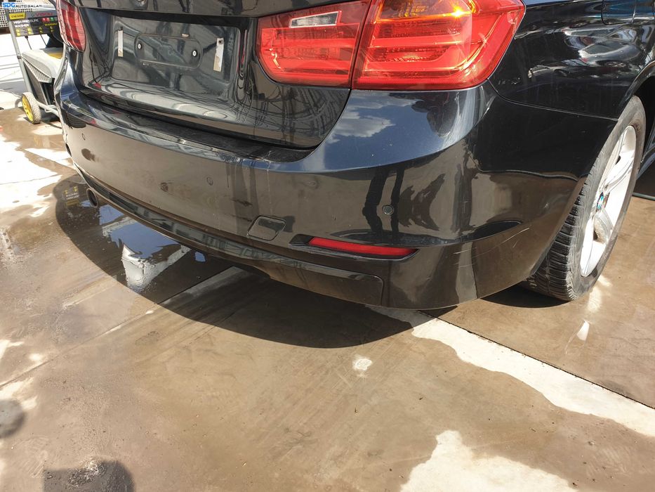Bara Spoiler Spate cu Locas Senzori Parcare BMW Seria 3 F30 Sedan Berlina NFL Non Facelift 2011 - 2014 Culoare 475 Black Sapphire Metallic [K6662]