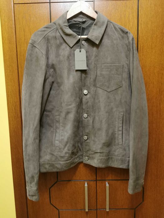 All saints велурено яке