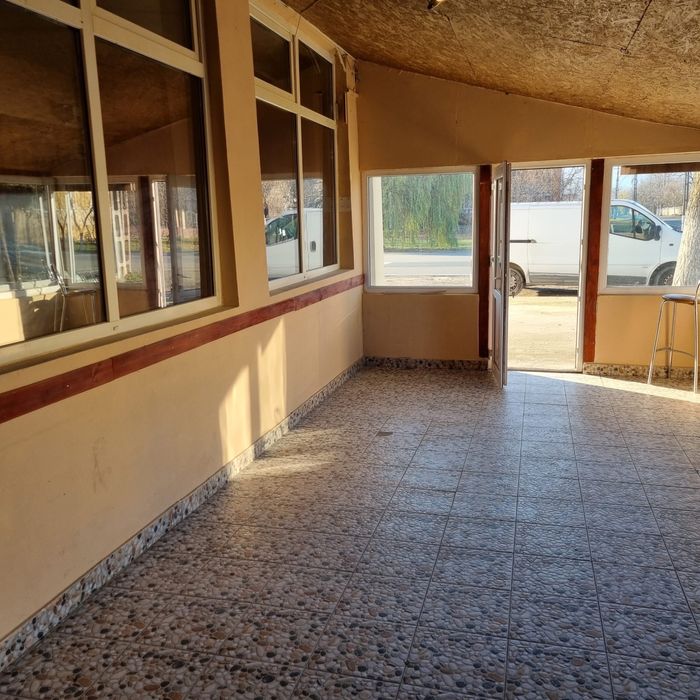 Inchiriere spatiu comercial-Hitias