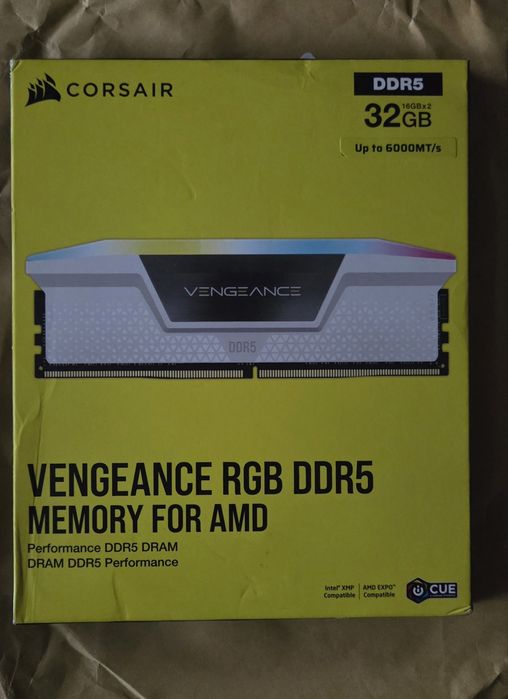 Memorie Corsair VENGEANCE RGB 32GB DDR5 6000MHz CL36 1.4V AMD EXPO & Intel XMP