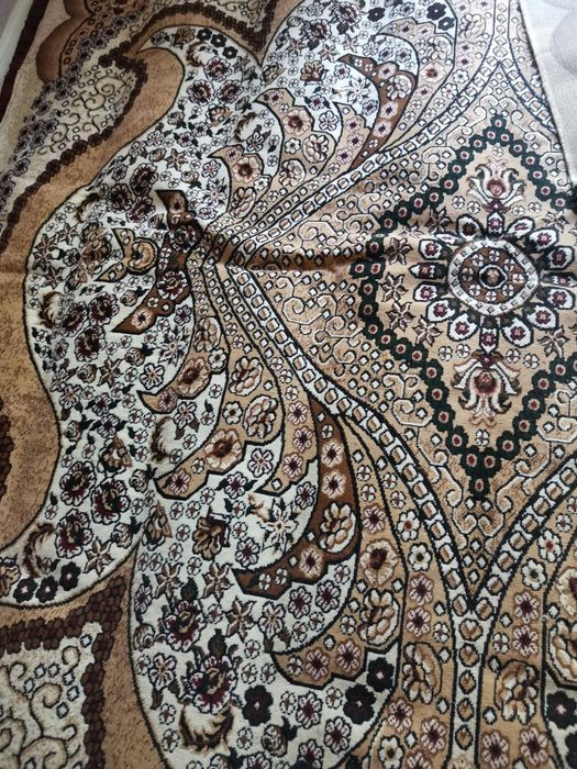 Ковёр срочно продам