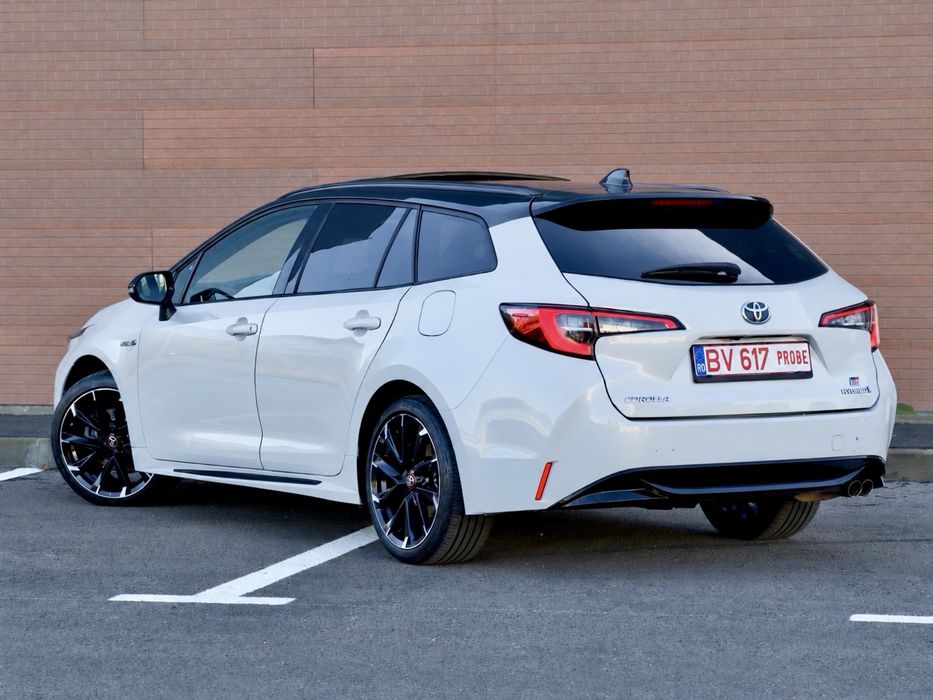 TOYOTA Corolla 2021 — imagine 3