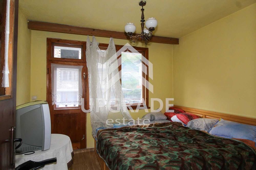 Продава се Многостаен апартамент в Чепеларе - 140 кв.м за 536 €/кв.м - Снимка #14