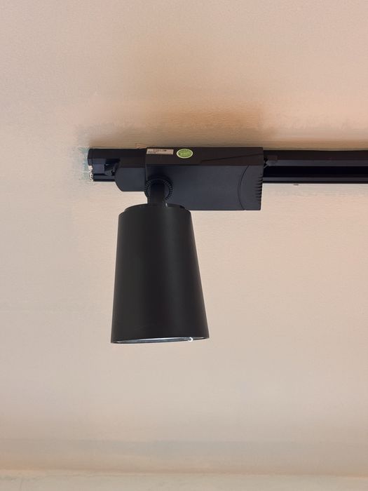 Поворотный светильник TEKLED