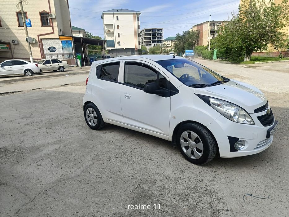 Спар 2. сотилади 2014..