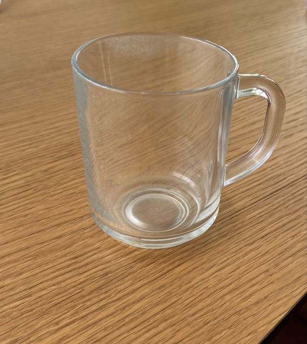 Стъклария-купи и чаши