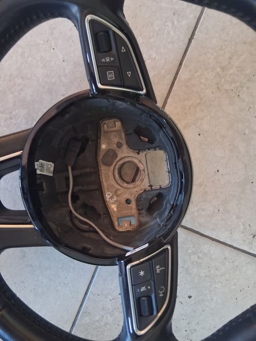 Volan cu comenzi Audi Q3 2015