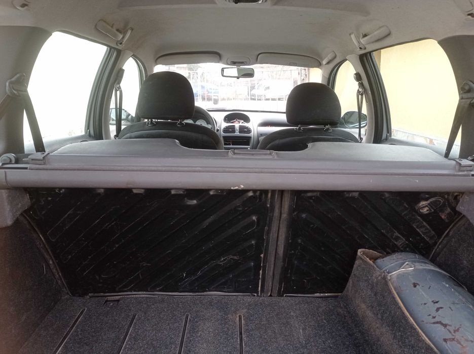 Пежо 206 SW - само на части