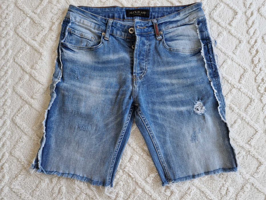 Юношески дънки подходящи за момче