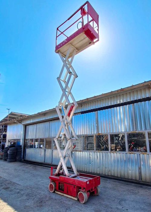 Inchiriez Camion cu Macara. Stivuitor Teren. Generator 380V. Nacela.