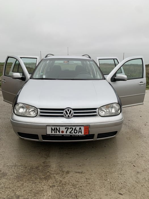 VW Glof 4 în stare bună