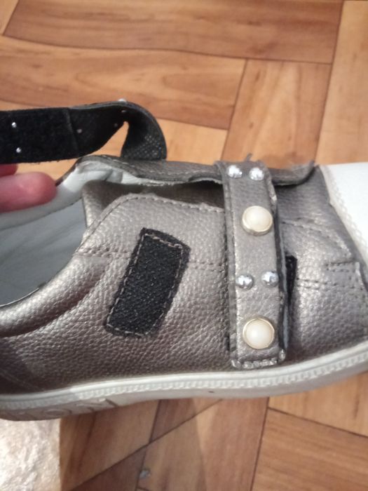 Детские туфли на липучке рр 32