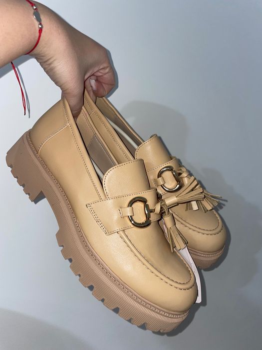 Loafers bej cu talpă groasă – Mărimea 41 – NOI