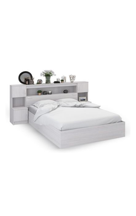 Двуспальная кровать