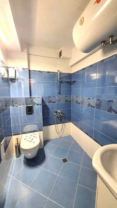 Дава се под наем Тристаен апартамент в София, Лозенец - 75 кв.м за 1047.03 € - Снимка #4