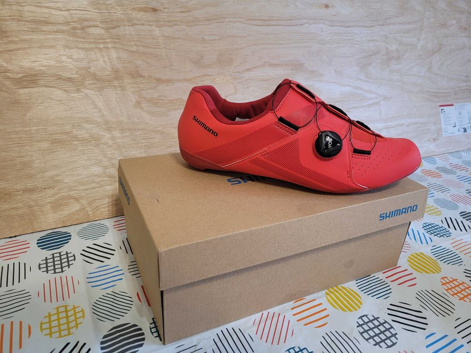 Vând pantofi Shimano, mărimea 44