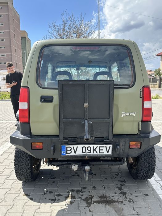 Suzuki Jimny 1.3 Benzină 4x4 — pregătit de off-road