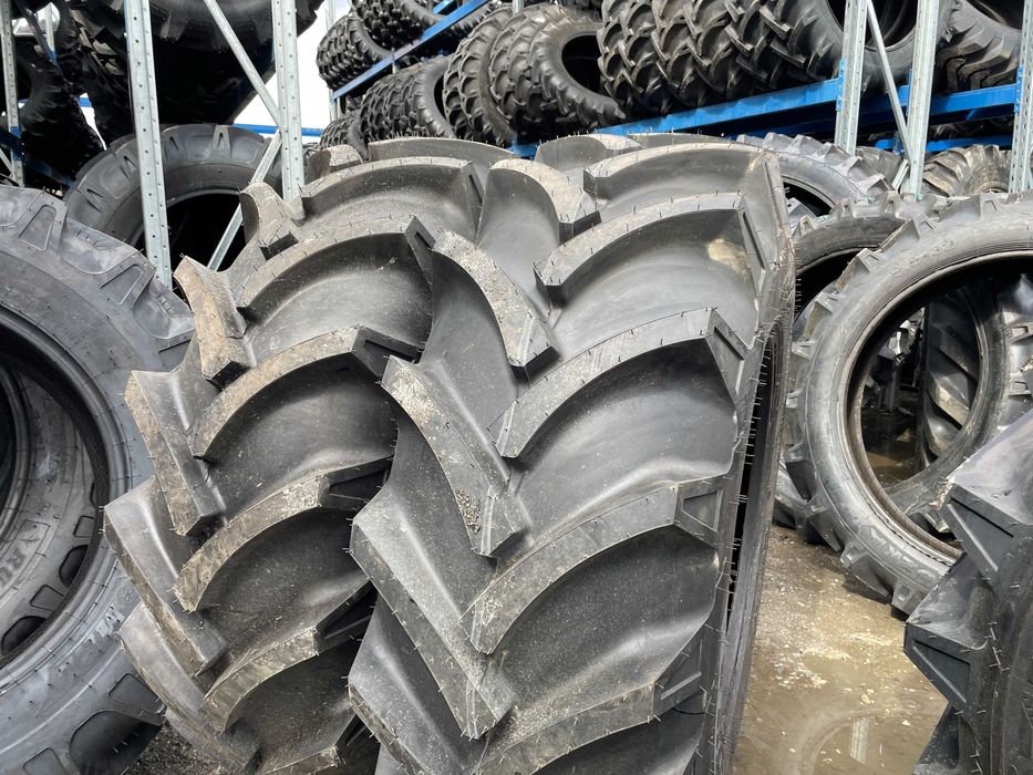 16.9-24 cu 14 pliuri marca OZKA anvelope noi pentru tractor fata