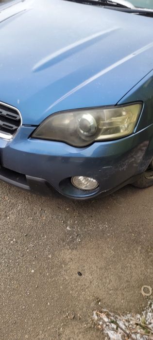 Субару Аутбек на части или цяла