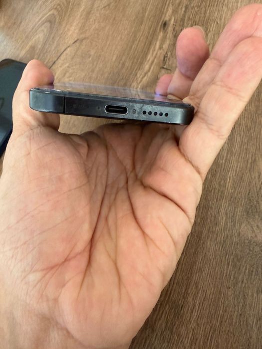 Продам iphone 15 pro black, 128 gb