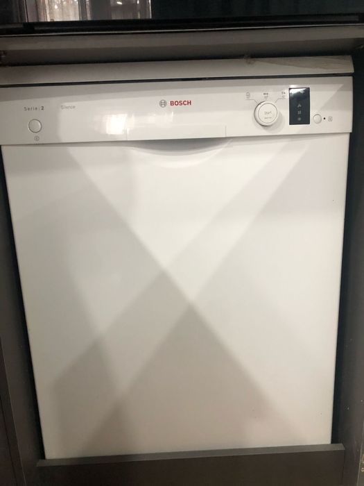 Посудомоичная машина Bosch