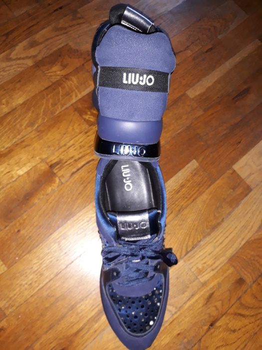 Обувки Liu jo  и TOMMY HILFIGER .