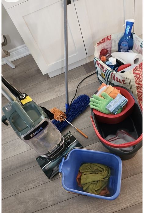 Servicii Curatenie