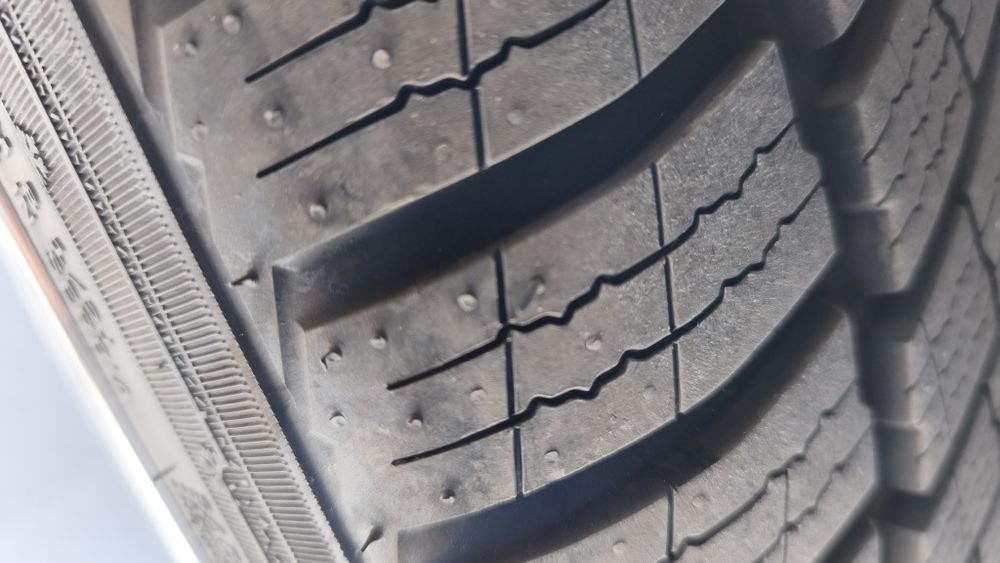 Джанти 20" Musketier 5x114.3 със зимни гуми Linglong 245/40 R20 (ДОТ 25)