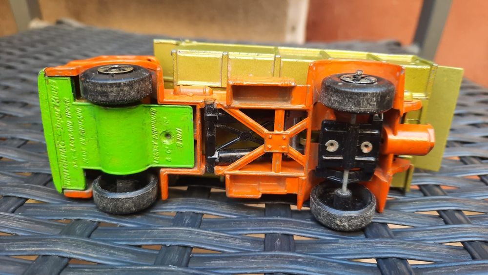 Macheta metalica matchbox super kings scara 1/43