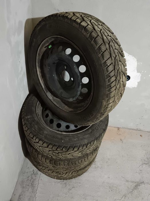 Vând jante tablă clio 3