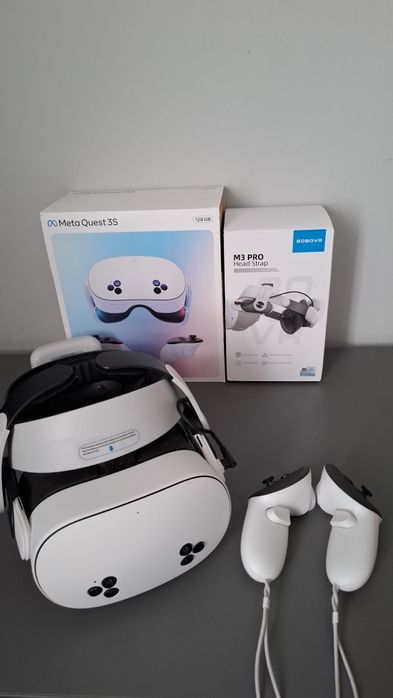 Vând meta quest 3s + head strap
