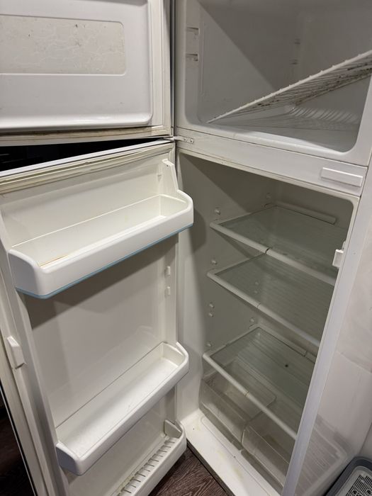 Холодильник продам