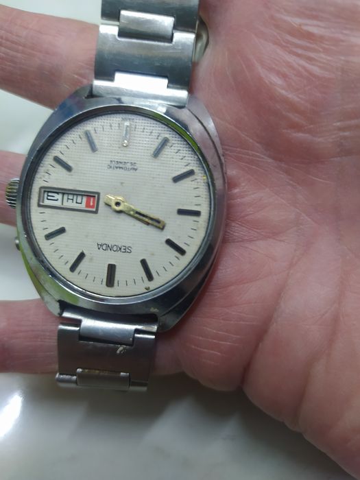 Советские наручные мужские и женские  часы