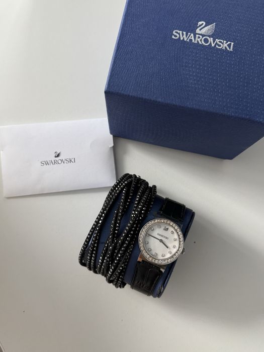 Swarovski кожен часовник + гривна