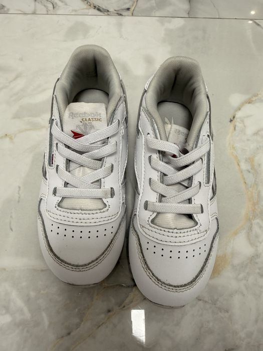 Детски обувки номер 25