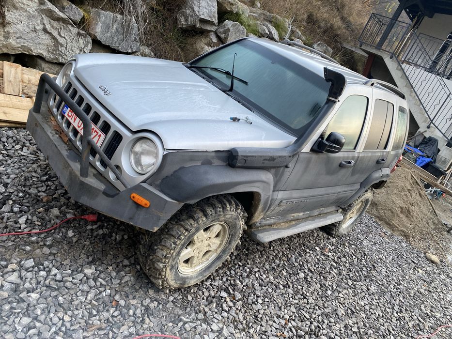 Vand jeep cherokee kj 2.8d
