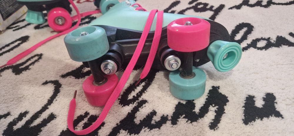 Детски кънки за момиче