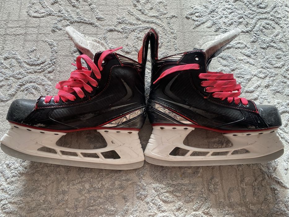 Продам коньки Bauer X2.7