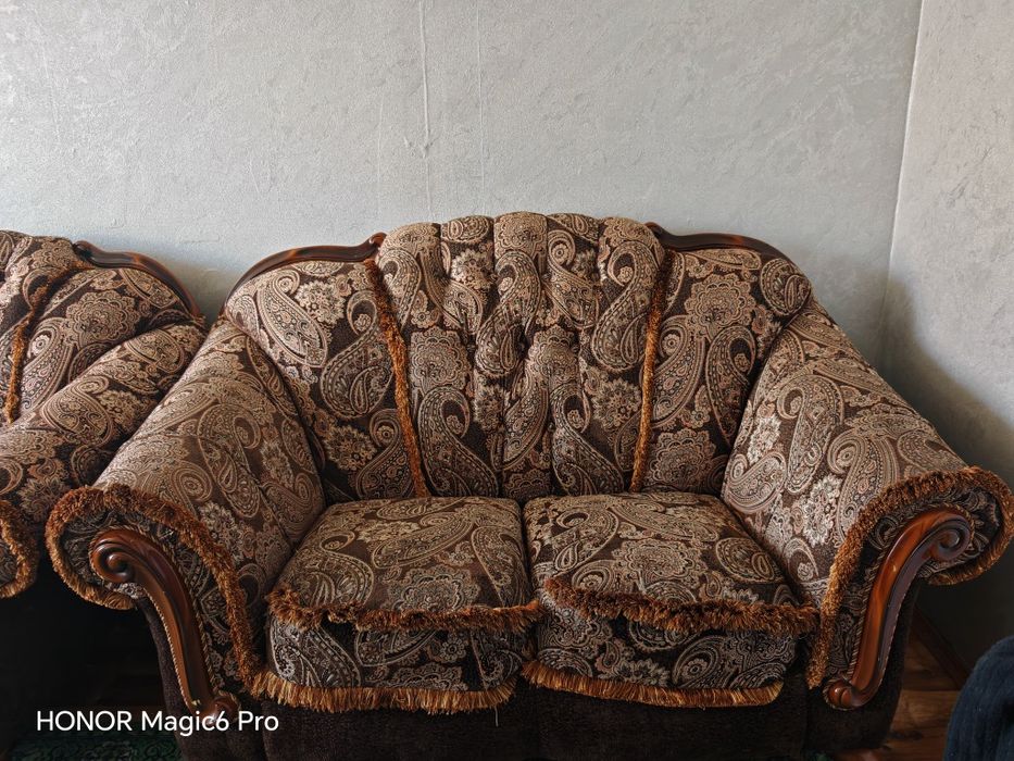 Продам мини диван и кресло