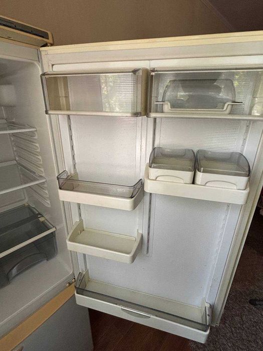 Продам холодильник АТЛАНТ