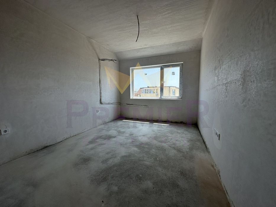 Продава се Тристаен апартамент в Варна, Владислав Варненчик - 94 кв.м за 1788 €/кв.м - Снимка #3