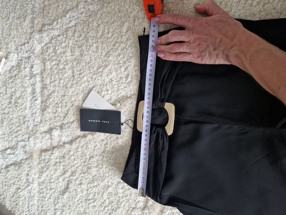 Pantaloni Zara xs
