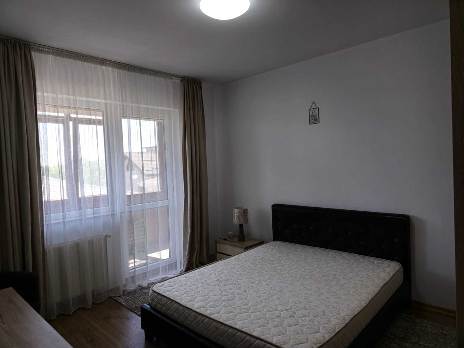 Inchiriez apartament 3 camere. Fundeni