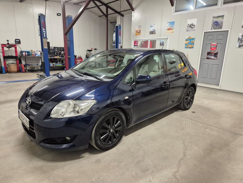 Toyota Auris 1.6 benzina+ Gpl