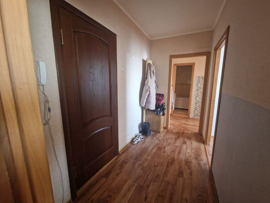 Продам 2 к в 7 микрорайоне